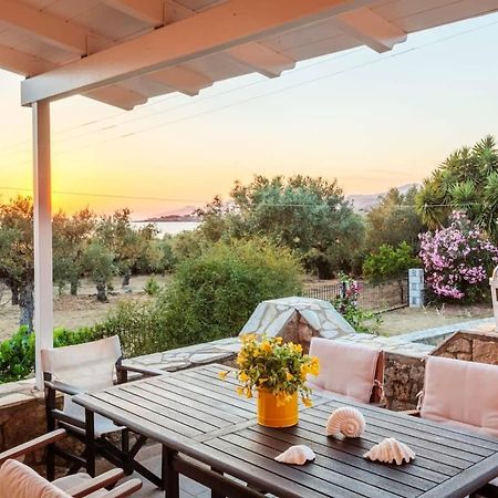 Mani'S Aura Seaside-Spacious Summer Retreat Kotronion  Esterno foto
