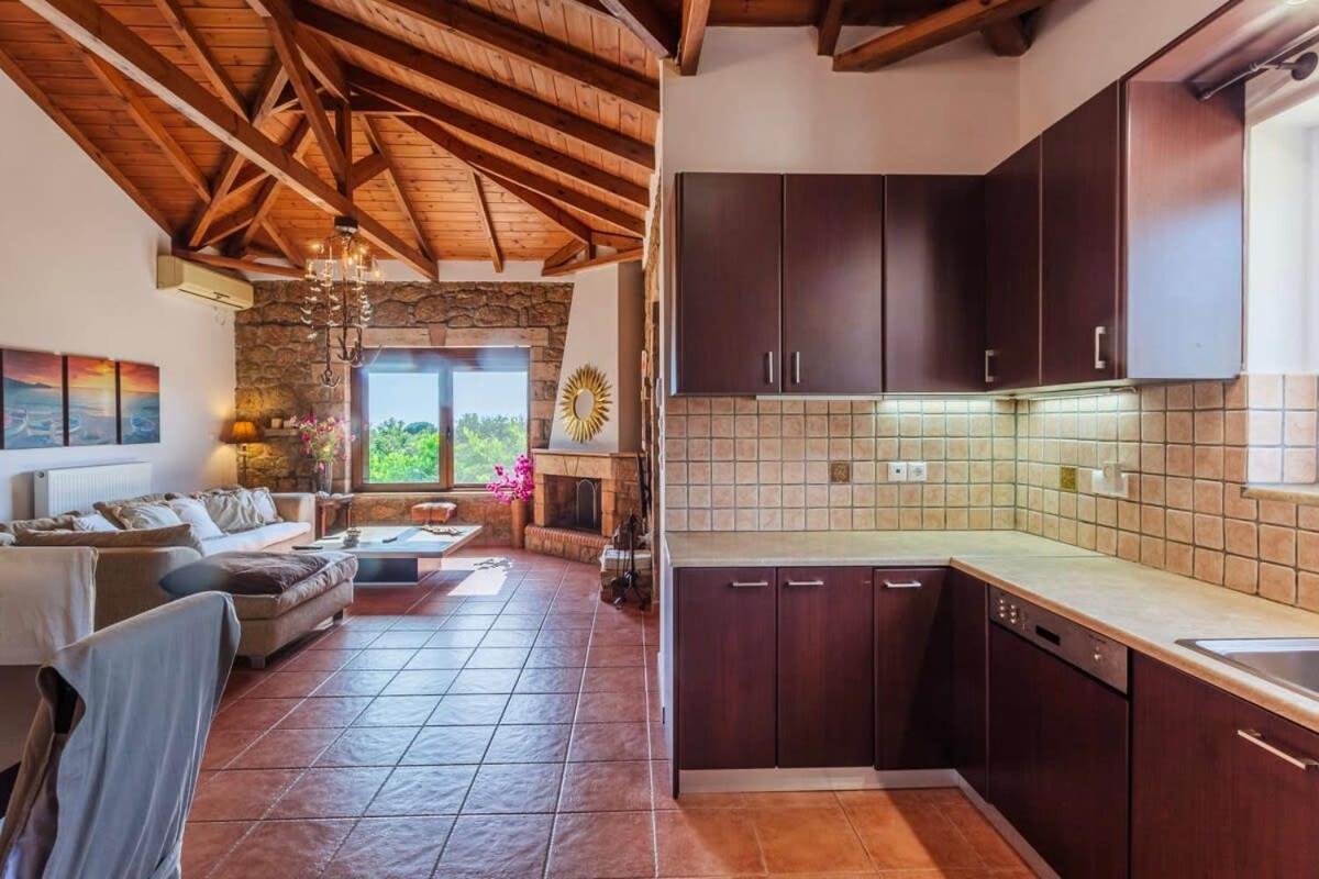 Mani'S Aura Seaside-Spacious Summer Retreat Kotronion  Esterno foto