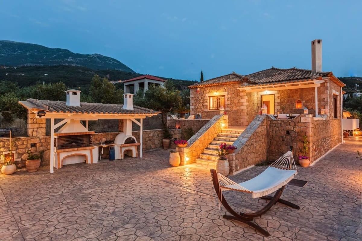 Mani'S Aura Seaside-Spacious Summer Retreat Kotronion  Esterno foto